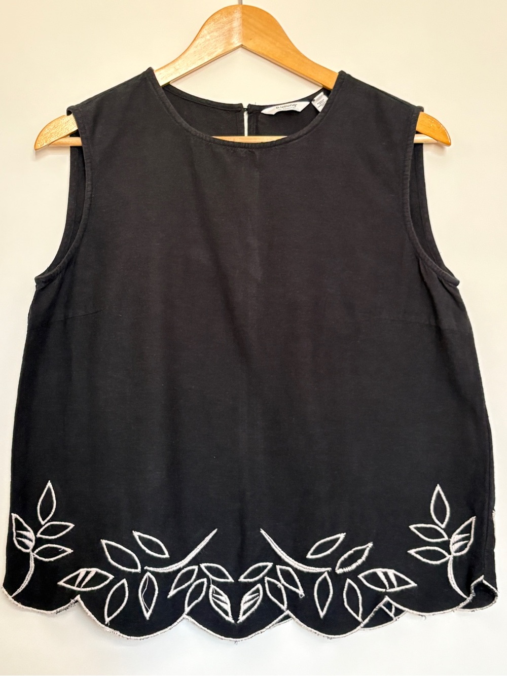 b.young IBONO Black Embroidered Scalloped Hem Top 36 S